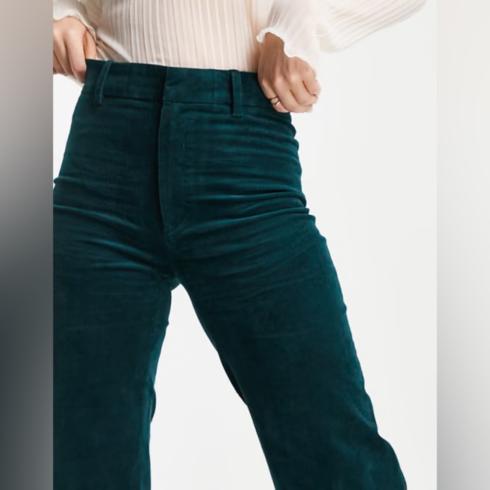 & Other Stories Green Velvet High-waisted Pleated Slim Crop Trouser Pants size 6